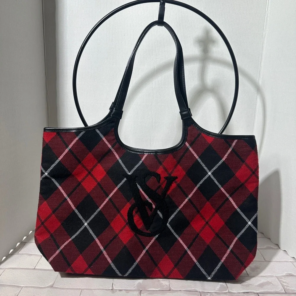 Victoria's Secret Plaid Flannel Tote Bag Black Red White Large Shoulder Bag‎